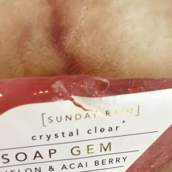 Scented Soap Gem by Sunday Rain Watermellon Acai Berry NWT 3.2 oz - Picture 2 of 12